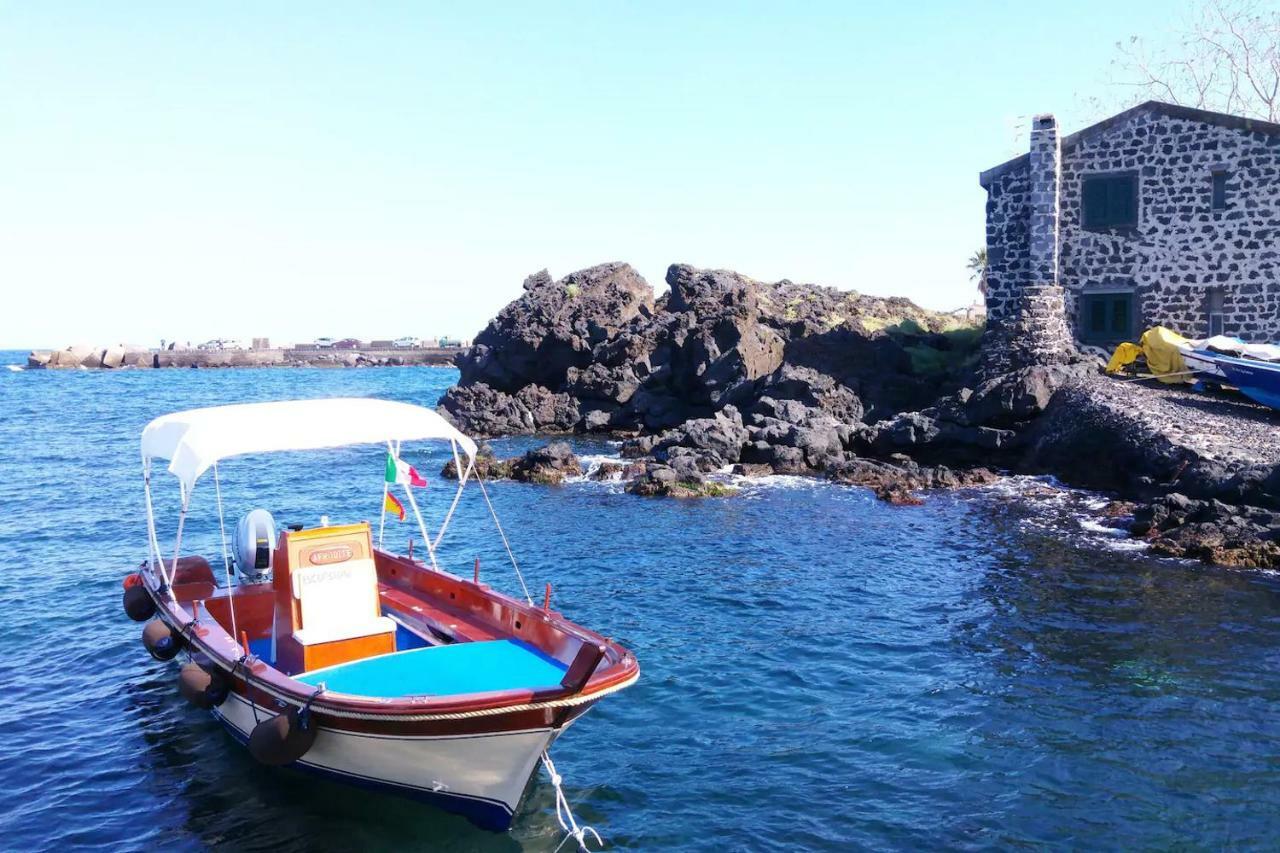 Casa Del Sole Con Vista Sull'Etna A 200 Mt Dal Mare Βίλα Acireale Εξωτερικό φωτογραφία